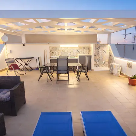Dolceluna Apartment *